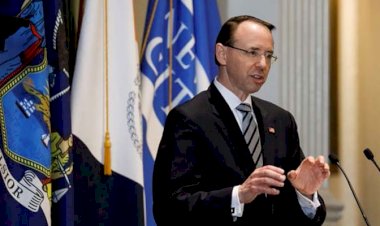 Trump'ın hedefindeki Adalet Bakan Yardımcısı istifa etti