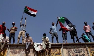Sudan'da Askeri Geçiş Konseyi ile muhalefet masaya oturuyor