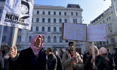 Avusturya'da ilkokullarda başörtüsü yasağı mecliste kabul edildi