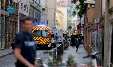 Lyon kentindeki patlamayla ilgili 5 kişi gözaltına alındı