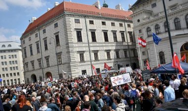 Avusturya'da ikinci aşırı sağcı koalisyona doğru