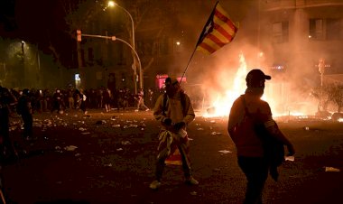 Katalonya'da birinci haftasını dolduran gösterilerde ağır bilanço