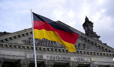 Almanya İçişleri Bakanlığı camileri koruma sorumluluğunu kendi üstünden attı