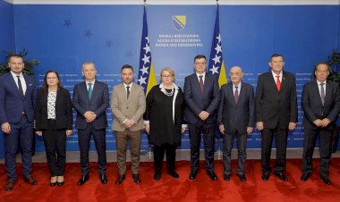 Bosna Hersek'te yeni hükümet 14 ay sonra kuruldu