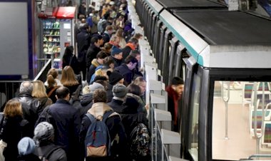 Fransa'da grevlerin tren şirketine 20 günlük maliyeti 600 milyon Euro