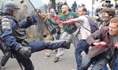 Fransa'nın başı grevle dertte