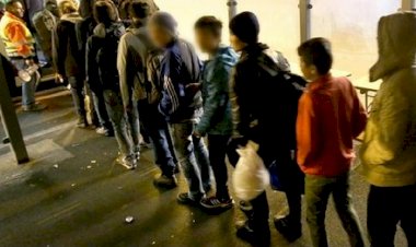 İsveç: Sığınmacı çocuklar yemek karşılığı fuhuşa zorlanıyor