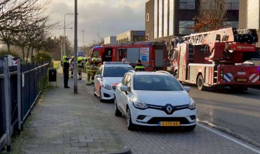 Amsterdam'da postanede art arda iki patlama