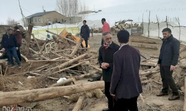 Umut Kervanı Vakfı Van deprem bölgesinde
