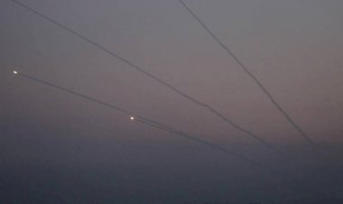 Gazze'den İşgalci İsrail tarafına 20 roket atıldı