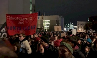 Almanya'dan AB sınırlarının sığınmacılara açılması için gösteri