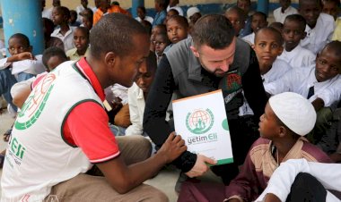 Yokluklar içinde hafızlık ve normal eğitim alan yetimler yardım bekliyor