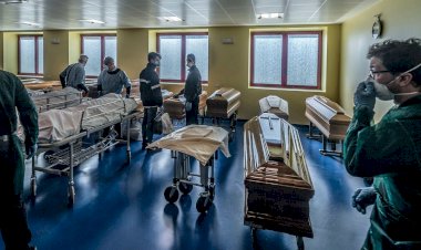 Fransa'da 1427 kişi daha Kovid-19'dan hayatını kaybetti